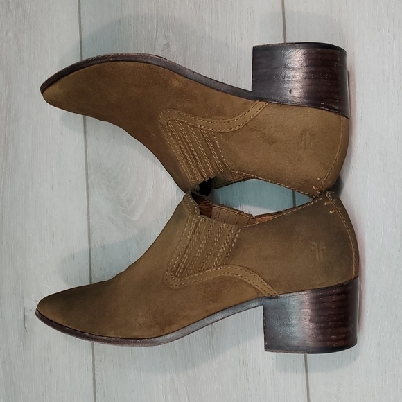 Frye Womens Eleanor Leather Ankle Heels Booties Western shoes sz 5.5M